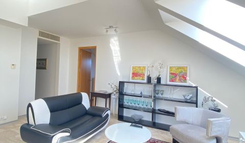 Rent Three bedroom apartment, Three bedroom apartment, Hlboká, Bratisl