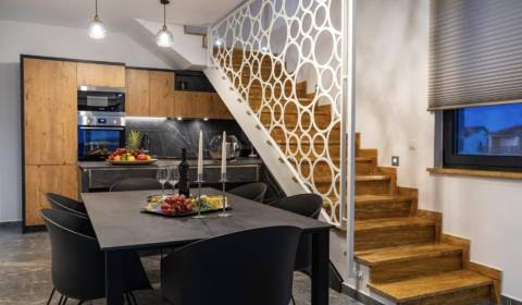 CROATIA - Comfortable furnished penthouse - SUKOŠAN