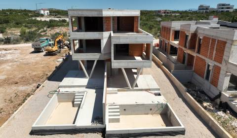 CROATIA - Apartments in a quiet area (S1) - VODICE, ŠIBENIK