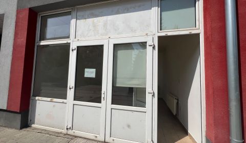 Sale Commercial premises, Commercial premises, 1. mája, Púchov, Slovak