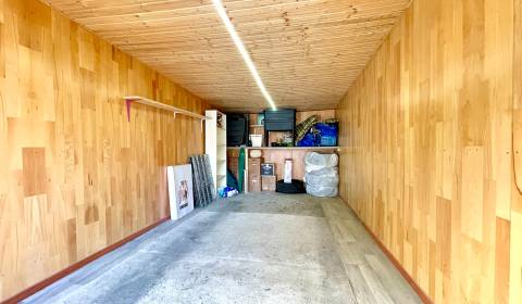 Sale Garage, Garage, Trojdomy, Bratislava - Nové Mesto, Slovakia