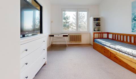 Cozy 2 bedrooms apartment near natural reservation Šúr Svätý Jur