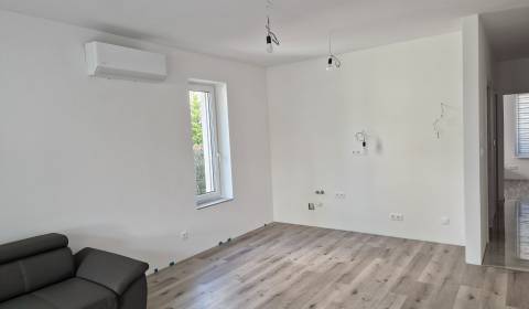 Sale One bedroom apartment, One bedroom apartment, Golfová, Senec, Slo