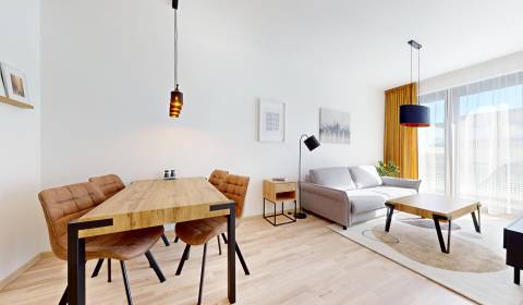 Design and bright 1 bedroom with parking in project METROPOLIS