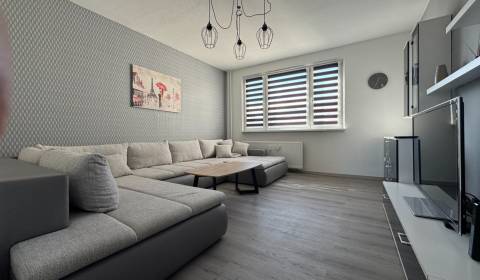 Rent Two bedroom apartment, Two bedroom apartment, Aurela Stodolu, Mar