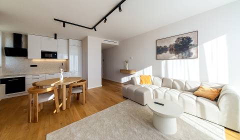 Exclusive 2bdr apt 72 m2,with loggia and parking,view, cellar,VYDRICA