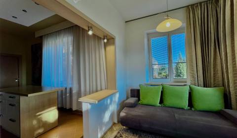 Rent Three bedroom apartment, Three bedroom apartment, Revova, Bratisl