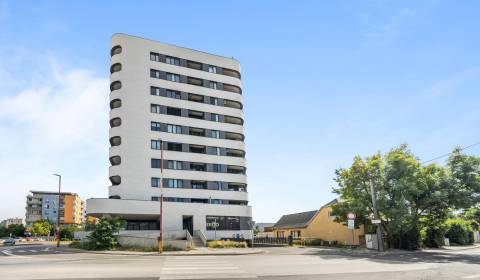 BA/POD.BISKUPICE-Sale of a large 3-room apartment in a new building