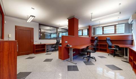 A Space with Potential in Koliba – Home or Office