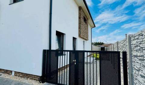 Sale Two bedroom apartment, Two bedroom apartment, Dunajská Streda, Sl