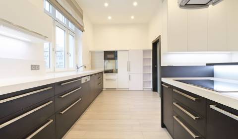 Rent Two bedroom apartment, Two bedroom apartment, Nábrežie slobody, P