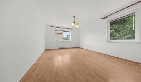 Sale Two bedroom apartment, Two bedroom apartment, Budovateľská, Malac