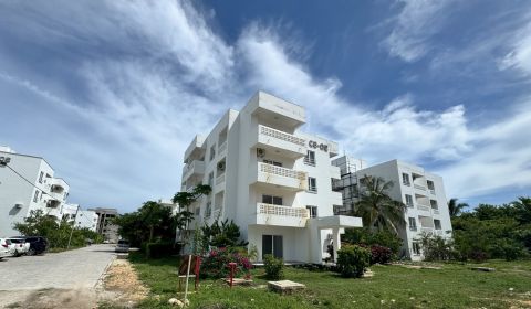 Modern Two-Bedroom Apartment with Pool Access in Fumba Town