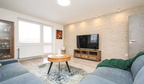 Sale Two bedroom apartment, Two bedroom apartment, Staničná, Trenčín, 