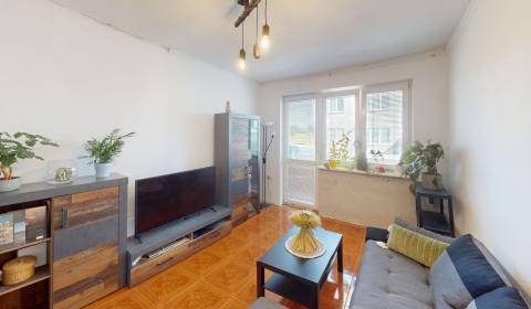 Sale Two bedroom apartment, Two bedroom apartment, Stummerova, Topoľča