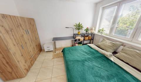 Sale Two bedroom apartment, Two bedroom apartment, Stummerova, Topoľča