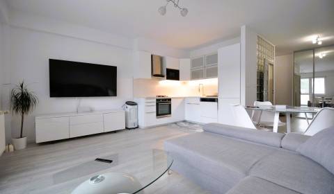 Sale Studio, Studio, Senec, Slovakia