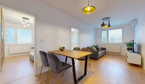 High-quality renovated apartment in an excellent location in Petržalka