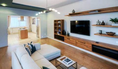 Sale Three bedroom apartment, Three bedroom apartment, Považská Bystri