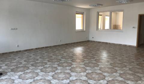 Rent Commercial premises, Commercial premises, Jesenského, Pezinok, Sl