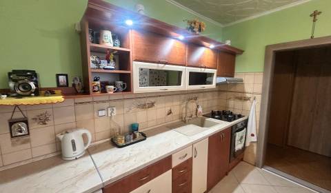Rent Two bedroom apartment, Two bedroom apartment, SNP, Nové Zámky, Sl