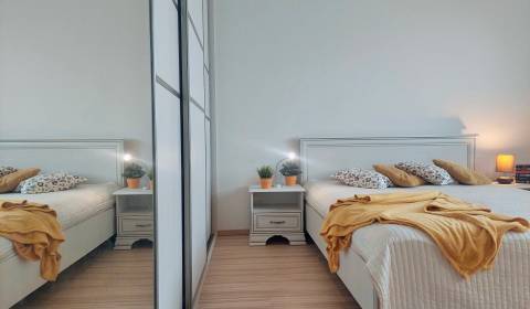 Rent Two bedroom apartment, Two bedroom apartment, Topoľčianska, Brati