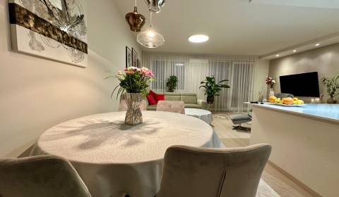 Luxury 3-Bedroom Apartment with Private Wellness | Cassovar, Košice 