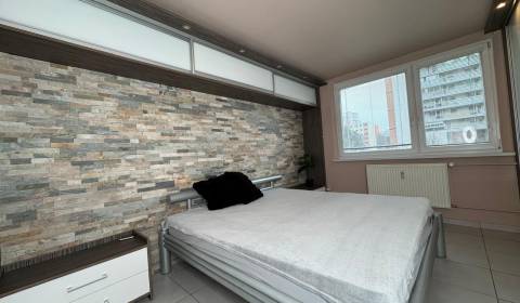 Rent Two bedroom apartment, Two bedroom apartment, Námestie hraničiaro