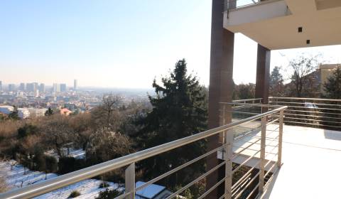 Rent Three bedroom apartment, Three bedroom apartment, Broskyňová, Bra