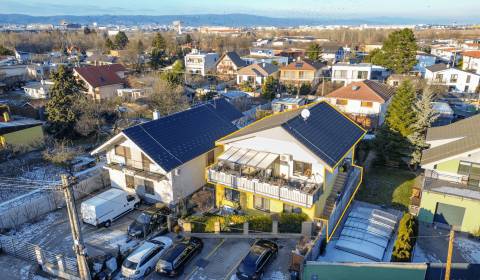 Sale Three bedroom apartment, Three bedroom apartment, Tymiánová, Brat