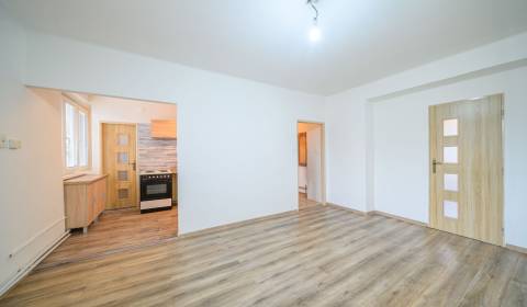 Sale One bedroom apartment, One bedroom apartment, Kukučínova, Lučenec