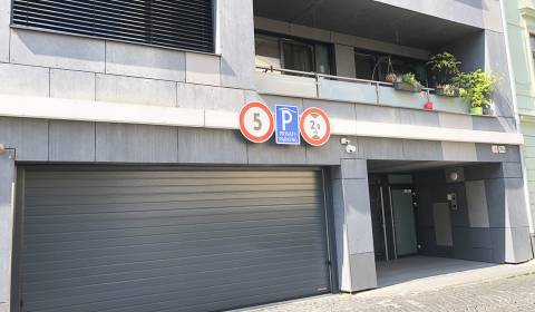 Rent Garage, Garage, Jozefská, Bratislava - Staré Mesto, Slovakia