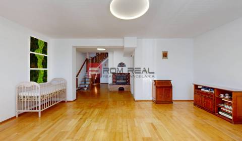 Sale Family house, Family house, Vinohradnícka, Pezinok, Slovakia