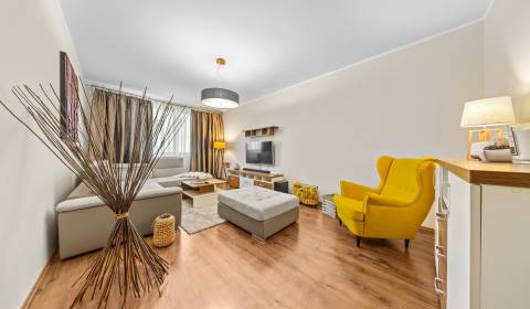 Sale Two bedroom apartment, Two bedroom apartment, Svätoplukova, Pezin