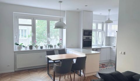 Rent Two bedroom apartment, Two bedroom apartment, Belopotockého, Brat