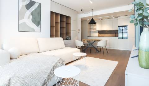 FOR RENT︱EUROVEA TOWER - 1 bedroom apartment on 11th floor