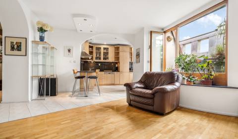 Sale Two bedroom apartment, Two bedroom apartment, Štefánikova, Bratis