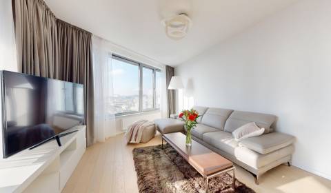 Elegant custom-designed apartment with a the castleview