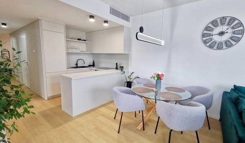 Rent Two bedroom apartment, Two bedroom apartment, Bratislava - Staré 