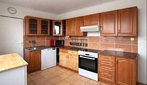 Sale Three bedroom apartment, Three bedroom apartment, Vajanského 10, 