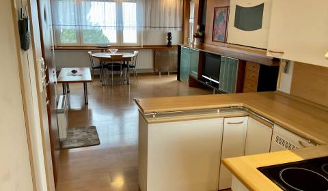 Rent Two bedroom apartment, Two bedroom apartment, Osloboditeľská, Bra