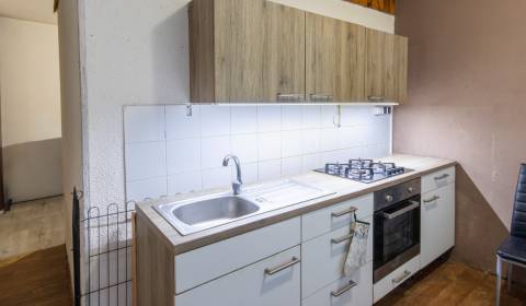 Sale One bedroom apartment, One bedroom apartment, Karpatská, Banská B