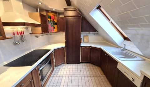 Rent Two bedroom apartment, Two bedroom apartment, Vikárska, Nitra, Sl