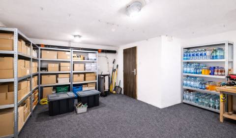 Rent Storehouses and Workshops, Storehouses and Workshops, Brnianska, 