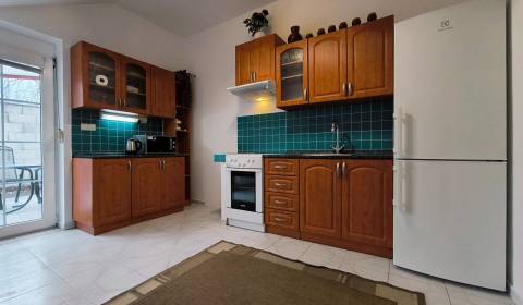 Rent Family house, Family house, Bratislavská, Bratislava - Záhorská B
