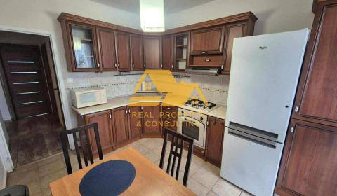 Rent Two bedroom apartment, Two bedroom apartment, Nové Zámky, Nové Zá