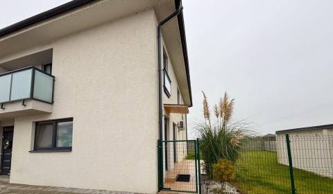 Sale Two bedroom apartment, Two bedroom apartment, Kráľovianky, Dunajs