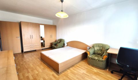 Rent One bedroom apartment, One bedroom apartment, Skýcovská, Topoľčan