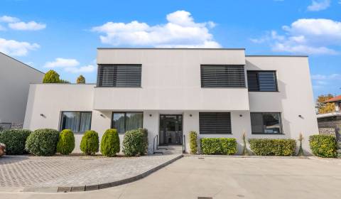 Sale Villa, Villa, Lipnická, Senec, Slovakia