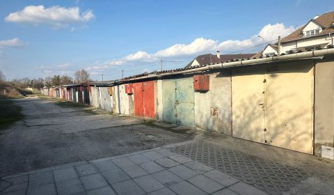 Sale Garage, Garage, Mládeže, Komárno, Slovakia